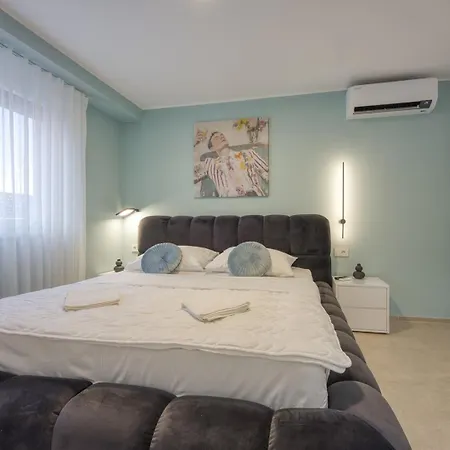 Holiday home Elisadora Porec