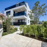Elisadora * פורץ