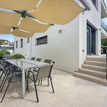 Elisadora פורץ
