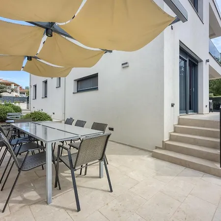 Elisadora Porec