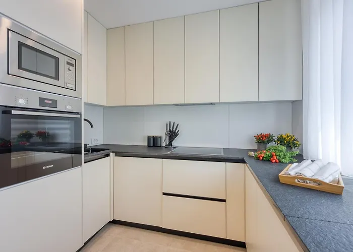 Elisadora Nyaraló Poreč