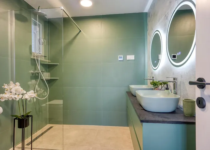 Nyaraló Elisadora Poreč