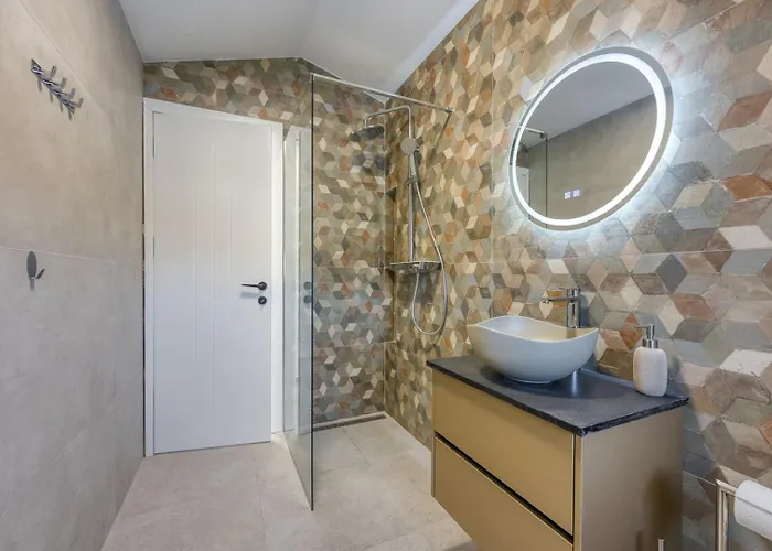 Nyaraló Elisadora Poreč