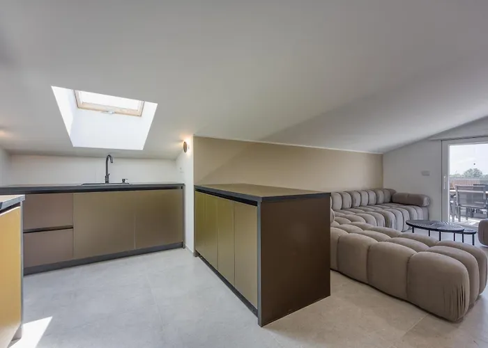 度假居 Elisadora 波雷奇